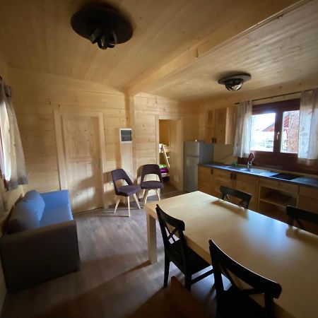 Wooden Lodge With Jacuzzi Recica ob Savinji Buitenkant foto